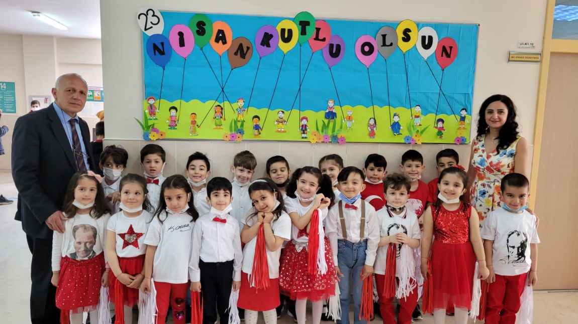 23 Nisan Ulusal Egemenlik ve Çocuk Bayramını Okulumuzda Coşkuyla Kutladık